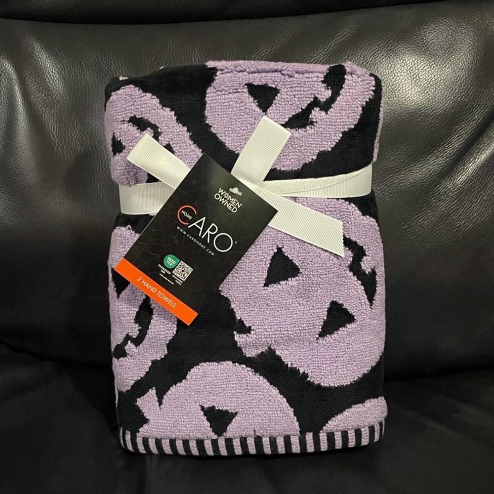 CARO HOME Halloween Pumpkin Hand Towels (2) Halloween Pumpkin Towels